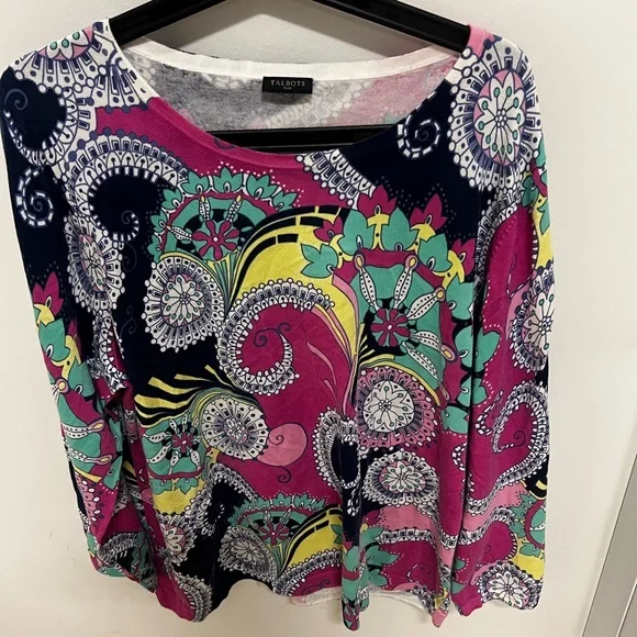 Plus Size Multicolored Sweater - Picture 7 of 8